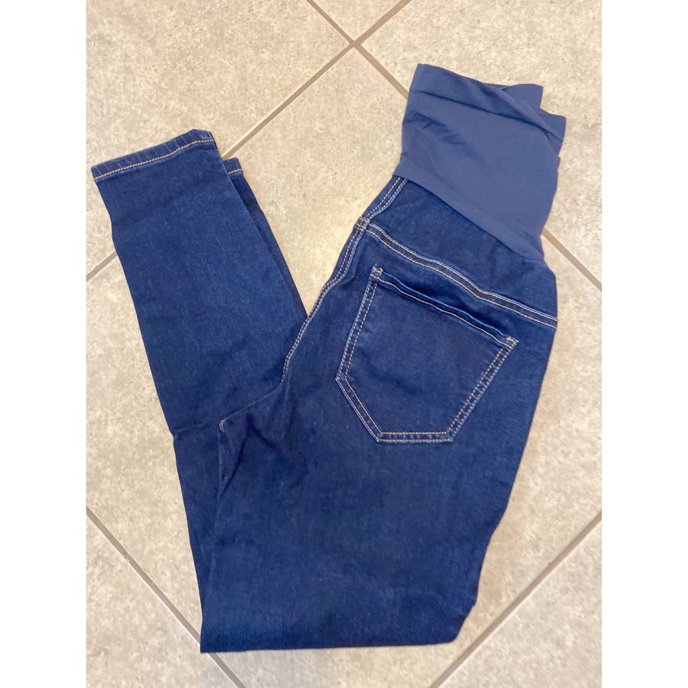Maternity ankle jeans